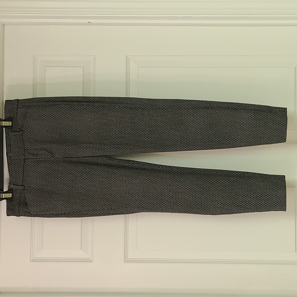 Old Navy Pixie Ankle Pant